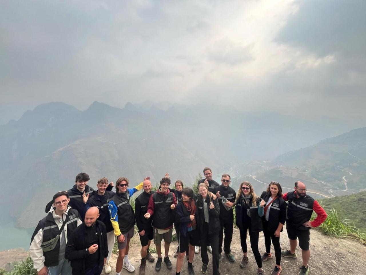 Quiri Hostel Ha Giang Lang Lap Εξωτερικό φωτογραφία